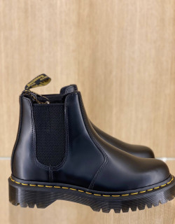 Beatles scarpe hotsell dr martens