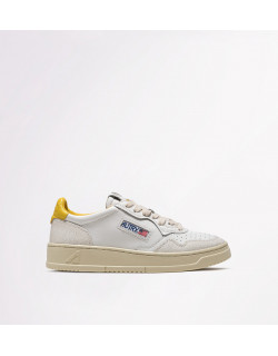Sneakers bianche e azzurre con logo Autry | Ratti Boutique